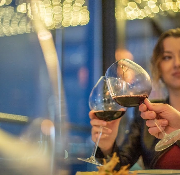 Cena romántica con vistas: el plan perfecto para una noche especial