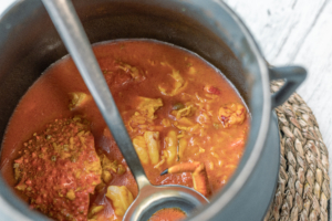 Arroz meloso en cazuela tradicional